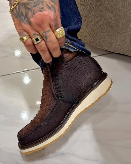 Ares boots