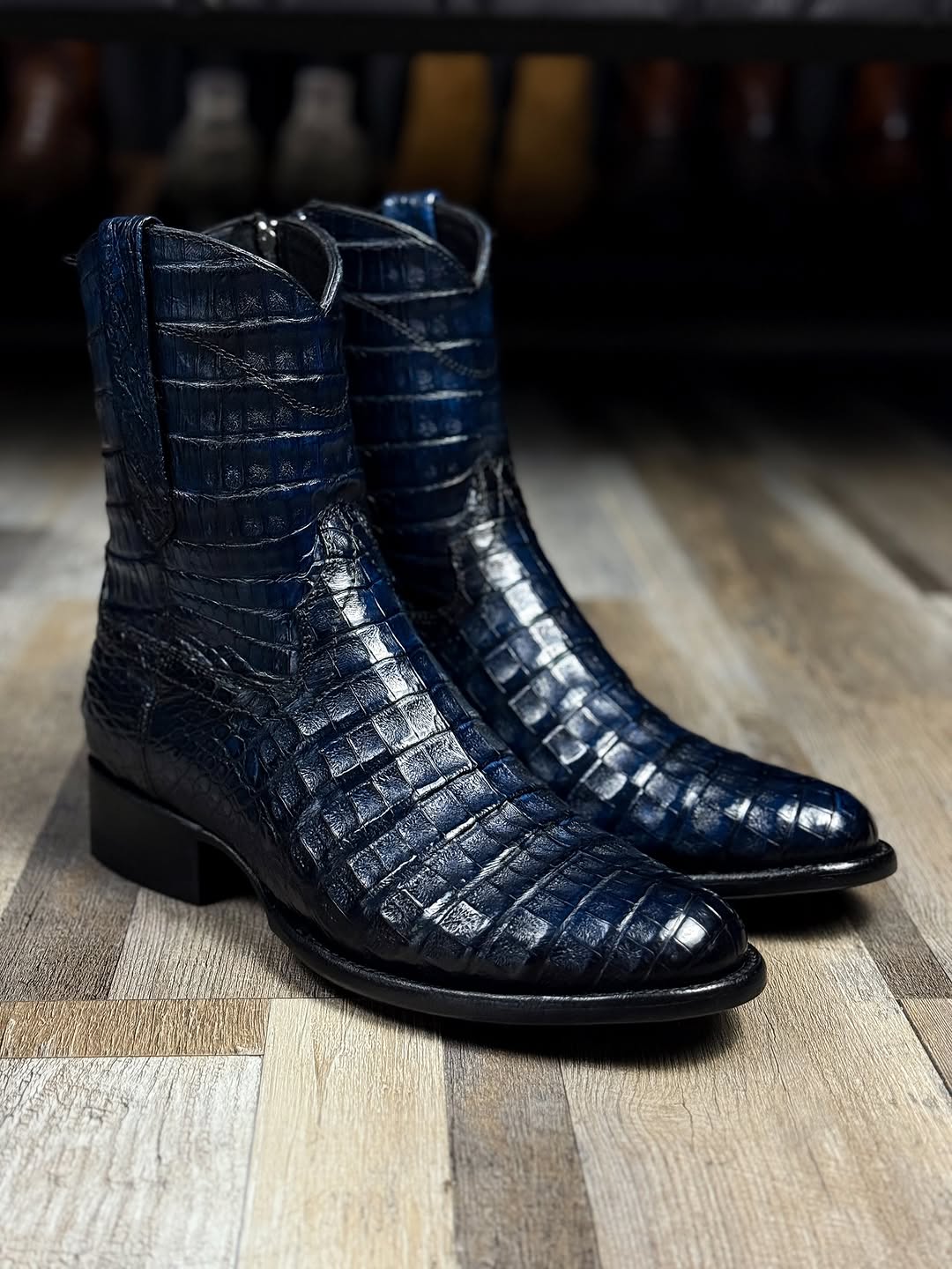 Full Crocodile Fuscus Boots Oval